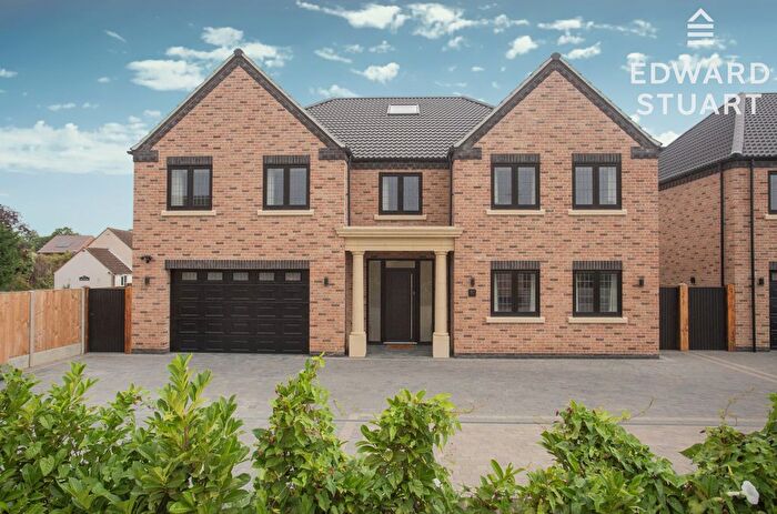 5 Bedroom Detached House For Sale In Coates Road, Eastrea, PE7