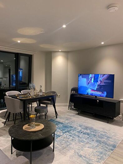 2 Bedroom Flat For Sale In /F, St Martin's Place, Broad Street Birmingham, B15