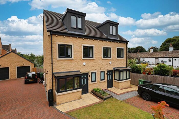 4 Bedroom Semi-Detached House For Sale In Clahane Drive, Yeadon, Leeds, West Yorkshire, LS19
