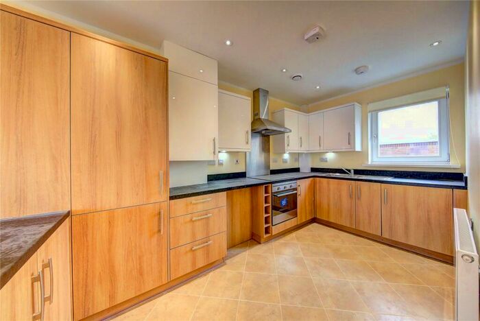 3 Bedroom Apartment To Rent In Cubitt Apartments, SW11