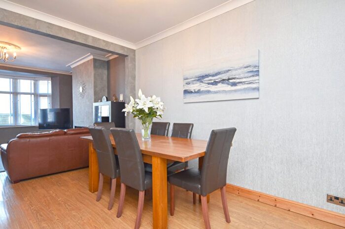 3 Bedroom Semi-Detached House For Sale In Ness Road, Shoeburyness, Essex, SS3