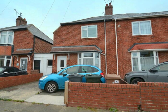 2 Bedroom Semi-Detached House To Rent In Links Road, Cullercoats, NE30