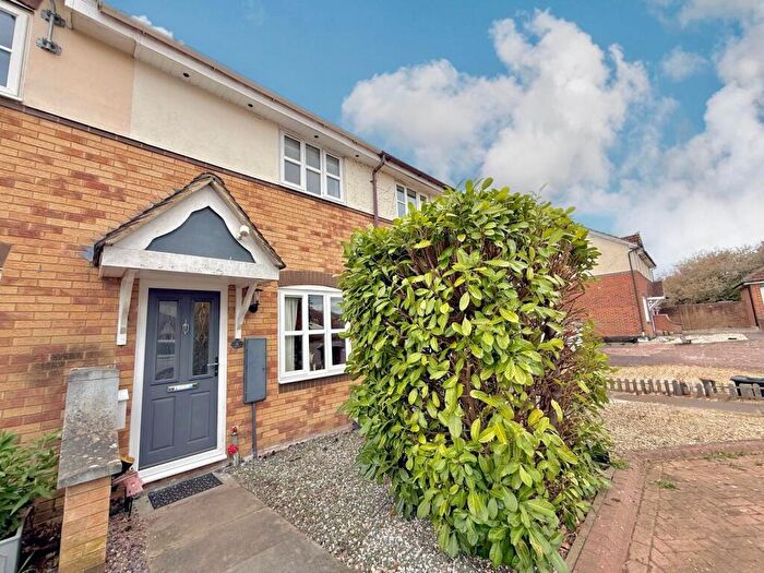 2 Bedroom Terraced House For Sale In Heaton Close, Abbey Meads, Swindon, SN25