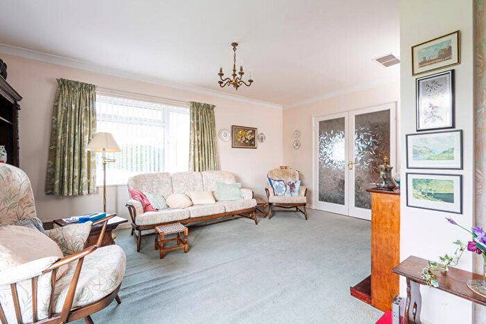3 Bedroom Detached Bungalow For Sale In Gorse Close, Bourton-On-The-Water, GL54