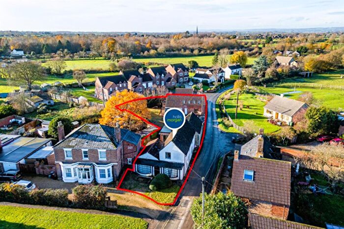 5 Bedroom Detached House For Sale In House + Barn | Project |, GL2