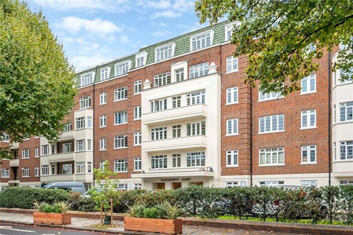 2 Bedroom Flat For Sale In Pembroke Road, London, W8