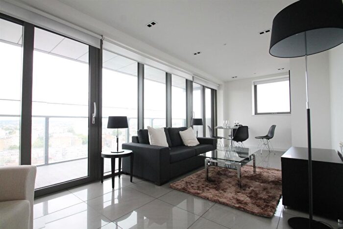 2 Bedroom Flat To Rent In Brock Street, London, NW1