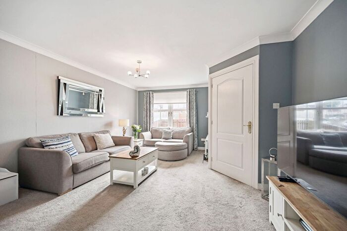 3 Bedroom Detached House For Sale In Forrest Place, Armadale, EH48