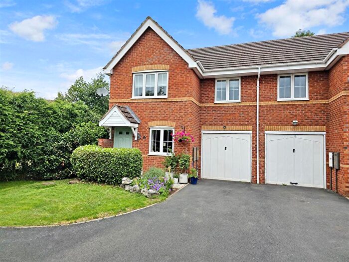 3 Bedroom House For Sale In Warstone Meadows, Bewdley, DY12