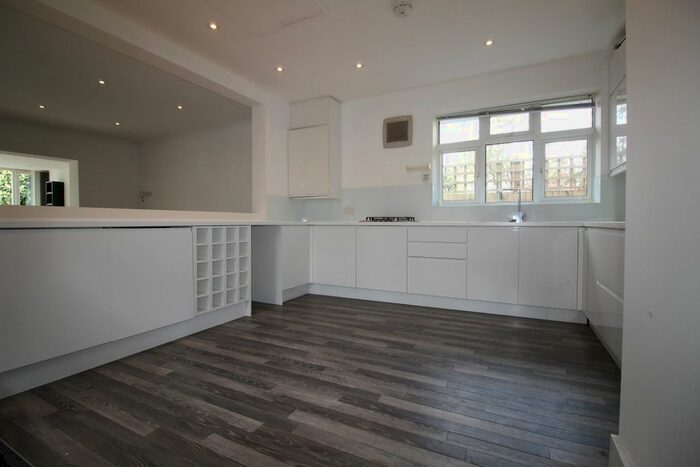 3 Bedroom Detached House To Rent In Malden Road, New Malden, KT3