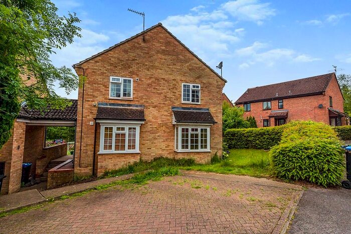 2 Bedroom Detached House To Rent In Rosewood Court, Hemel Hempstead, Hertfordshire, HP1