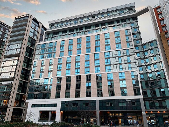 3 Bedroom Flat To Rent In Merchant Square, Westminster, W2