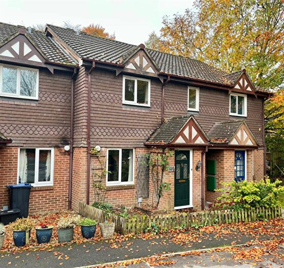 1 Bedroom Maisonette For Sale In Montgomery Gardens, Salisbury, SP2
