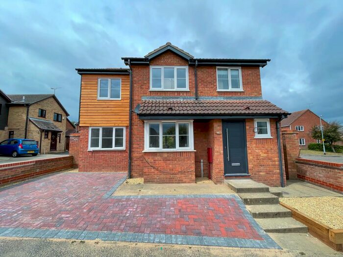 4 Bedroom Detached House For Sale In Lavenham Way, Stowmarket, IP14