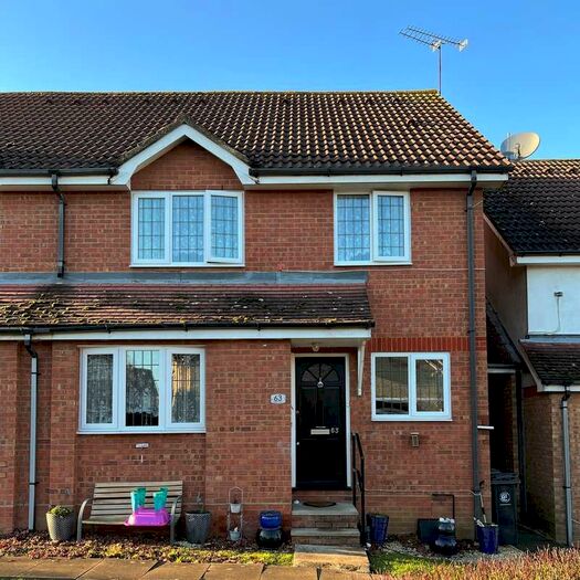 2 Bedroom End Of Terrace House To Rent In Eagle Close, Waltham Abbey, EN9