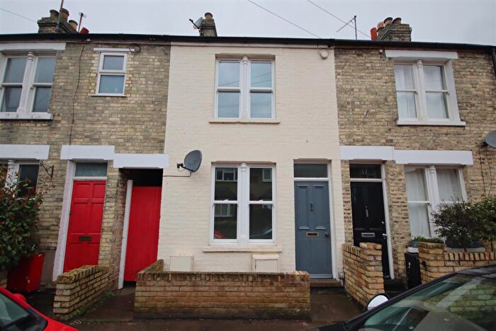 2 Bedroom Terraced House To Rent In Cavendish Road, Cambridge, CB1
