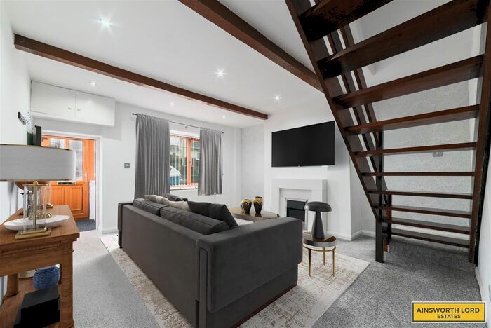 2 Bedroom Cottage To Rent In Isle Of Man, Ramsgreave, Blackburn, BB1