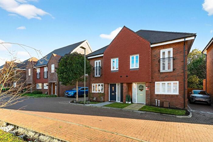 3 Bedroom Semi Detached House For Sale In Beatrice Square, Tadworth, KT20