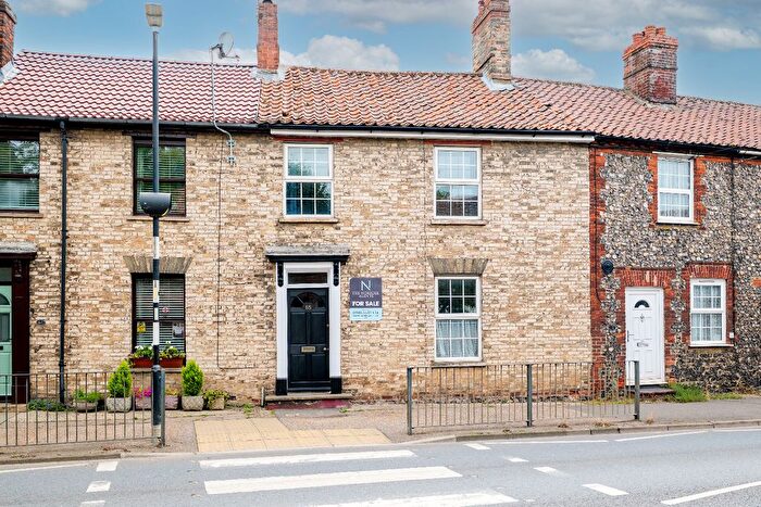 2 Bedroom Terraced House For Sale In London Street, Swaffham, PE37