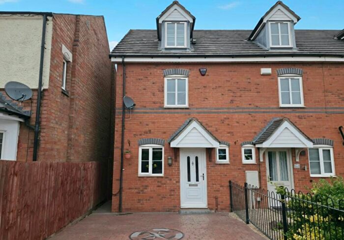 3 Bedroom End Of Terrace House For Sale In School Lane, Exhall, Coventry, Warwickshire, CV7
