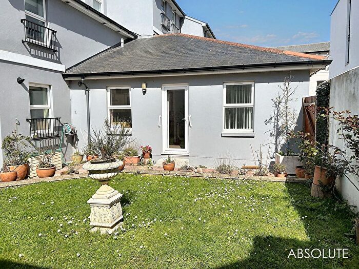 2 Bedroom Flat To Rent In Antony Court, Esplanade Road, Paignton, TQ4