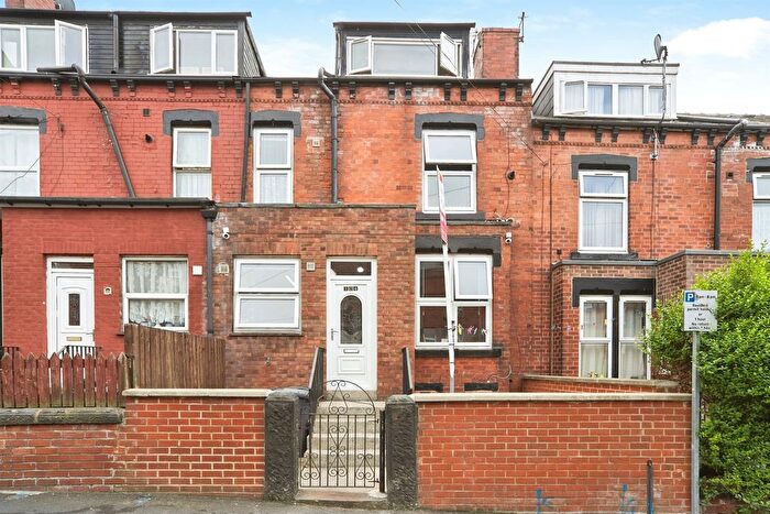 2 Bedroom Terraced House For Sale In Bayswater Place, Leeds, LS8