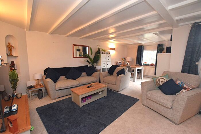 3 Bedroom End Terrace House For Sale In Mere Grove, Shawbirch, Telford, TF5