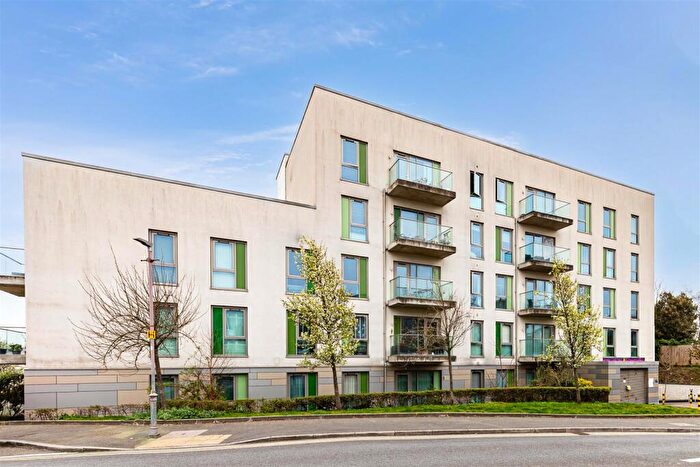 2 Bedroom Flat To Rent In Modern Apartment With Private Balcony, Upper Terrace Road, BH2