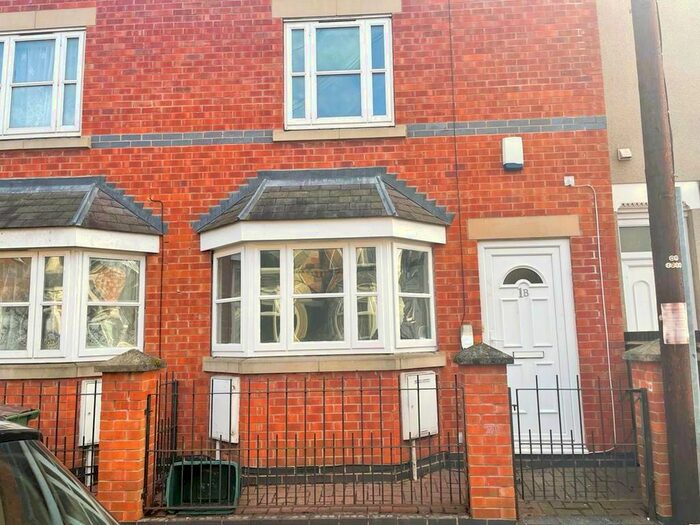 3 Bedroom Semi-Detached House To Rent In Timber Street, Wigston, Leicester, LE18