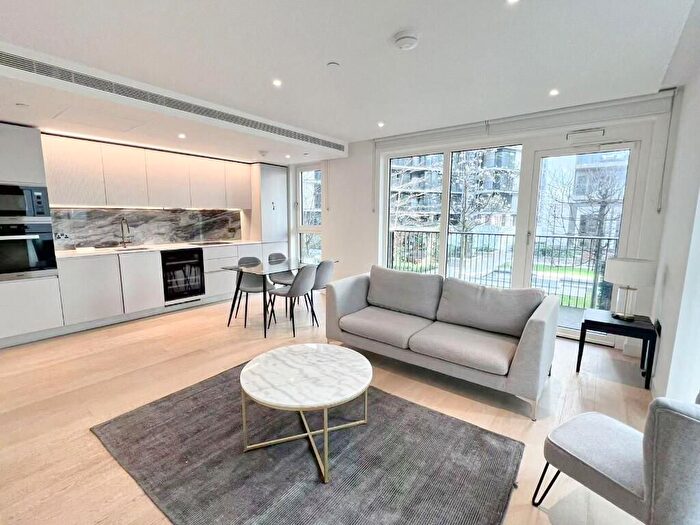 2 Bedroom Flat For Sale In Fountain Park, Way, London, W12