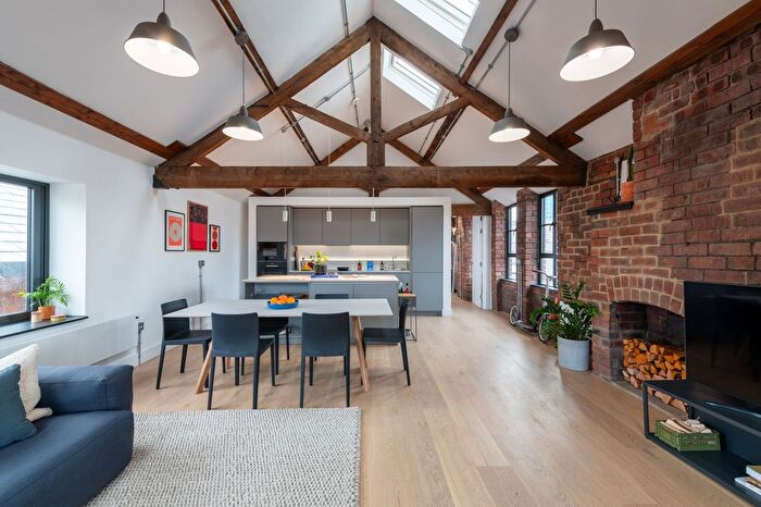 3 Bedroom Town House To Rent In Eyewitness Works, Milton Street, Sheffield, S3