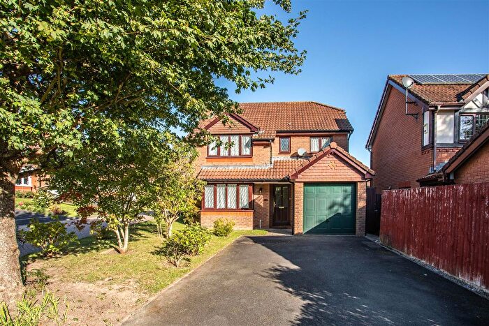 4 Bedroom Detached House For Sale In Eagle Close, Uckfield, TN22