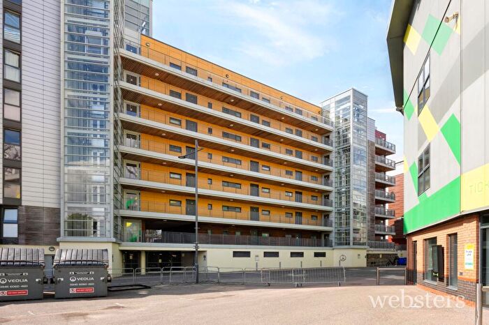 1 Bedroom Flat To Rent In Geoffrey Watling Way, Norwich, NR1