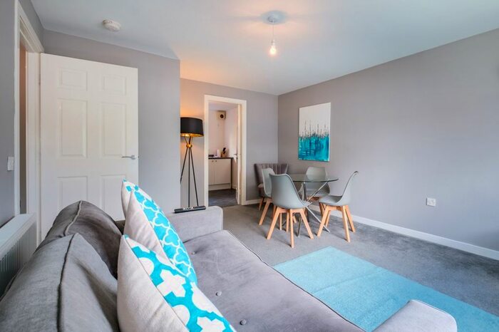 2 Bedroom Flat To Rent In Saint Monicas Way, Coatbridge, ML5