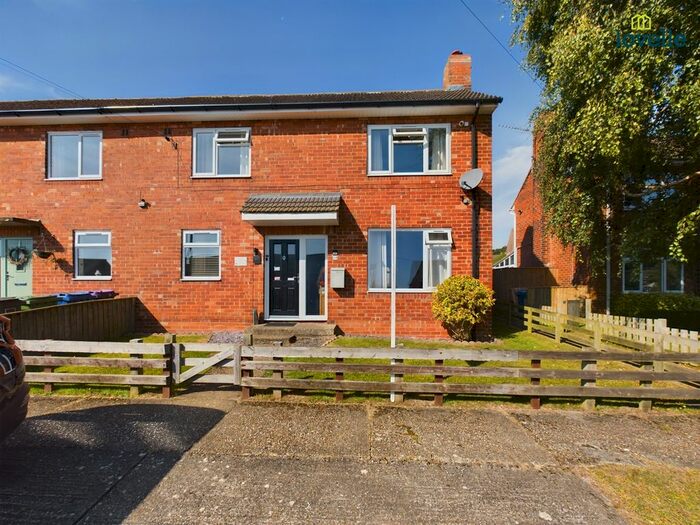 2 Bedroom Semi-Detached House For Sale In Canberra Crescent, Brookenby, LN8