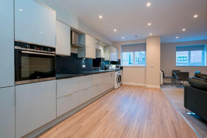 1 Bedroom Flat To Rent In London Street, Southport, PR9