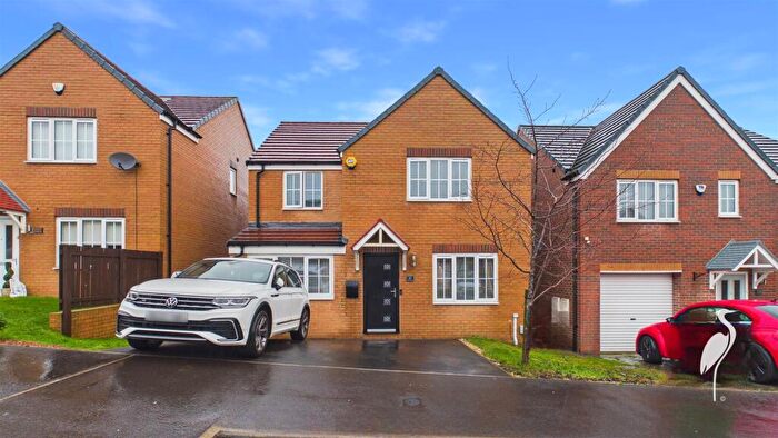 4 Bedroom Detached House For Sale In Woodham Drive, Ryhope, Sunderland, SR2