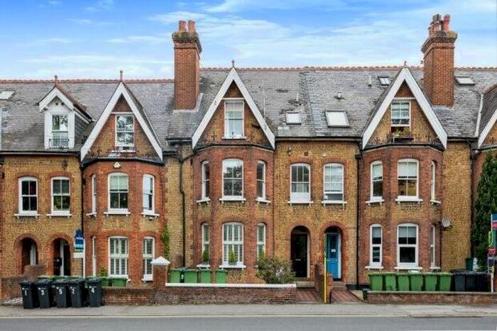 Studio To Rent In York Road, Guildford, GU1