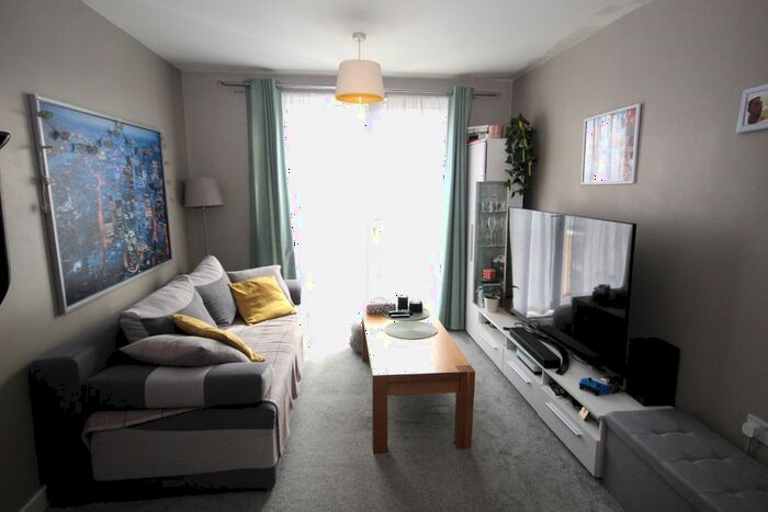 1 Bedroom Flat To Rent In Hertford House, Taywood Road, Northolt, Middlesex, UB5
