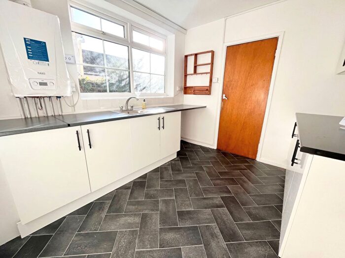 3 Bedroom Terraced House For Sale In High Street, Quarry Bank, Brierley Hill., DY5