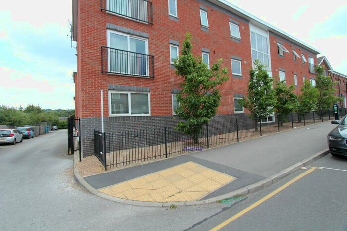 1 Bedroom Flat To Rent In Edmund Court, Edmund House, S2