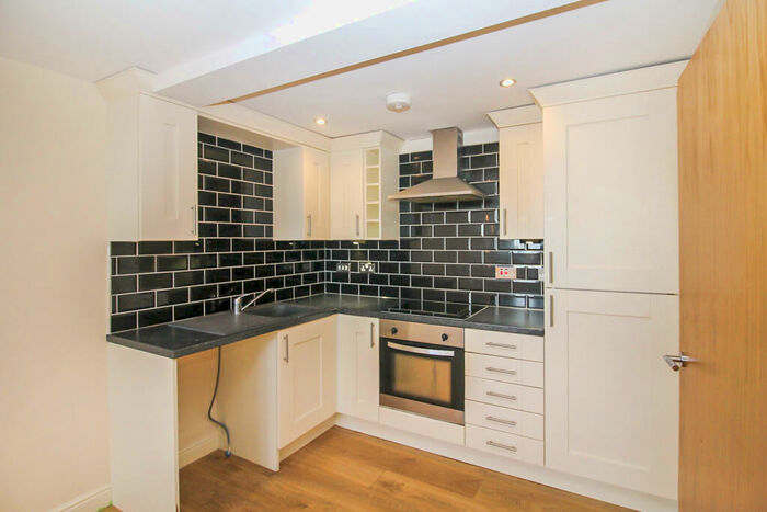 2 Bedroom Apartment To Rent In Richardshaw Lane, Pudsey, Leeds, LS28