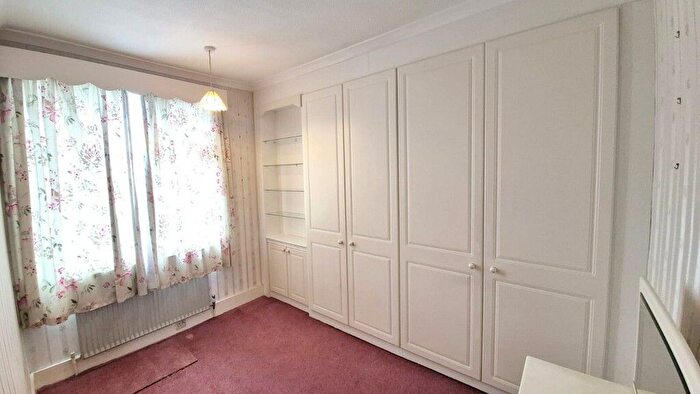 3 Bedroom Semi-Detached House To Rent In Sheringham Avenue, Feltham, TW13