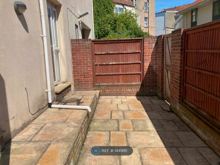 1 Bedroom Flat To Rent In Villiers Road, Bristol, BS5