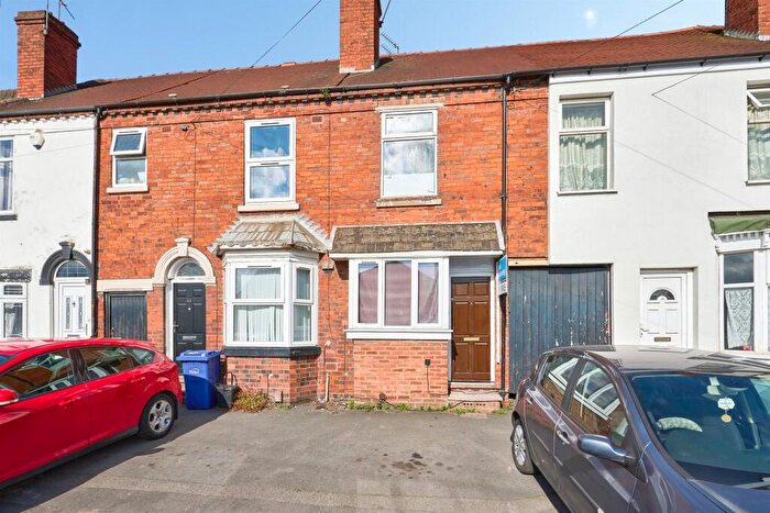 2 Bedroom Terraced House For Sale In Cinder Bank, Dudley, DY2