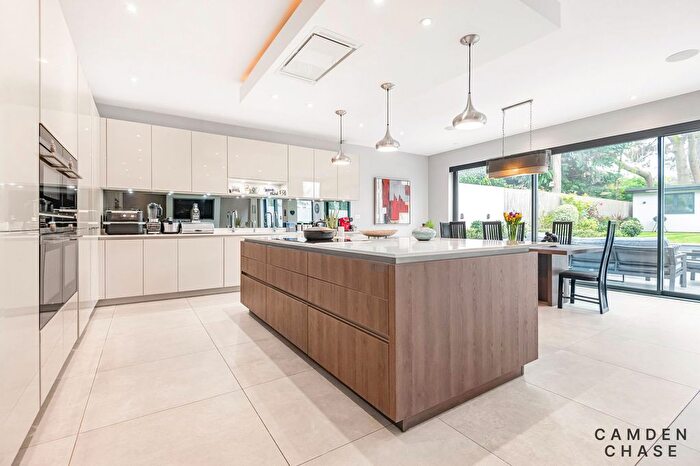 6 Bedroom Detached House For Sale In Wickliffe Avenue, London, N3