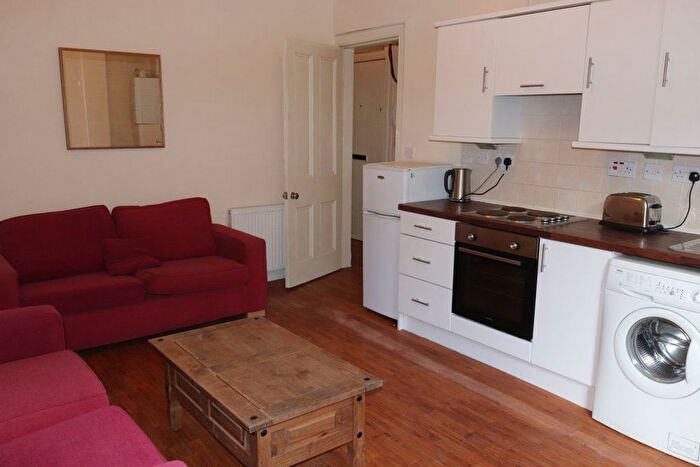 1 Bedroom Flat To Rent In Gr Baldovan Terrace, Dundee, DD4