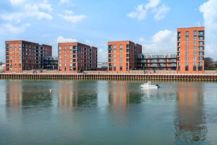 1 Bedroom Flat For Sale In Brighton Road, Shoreham-By-Sea, BN43