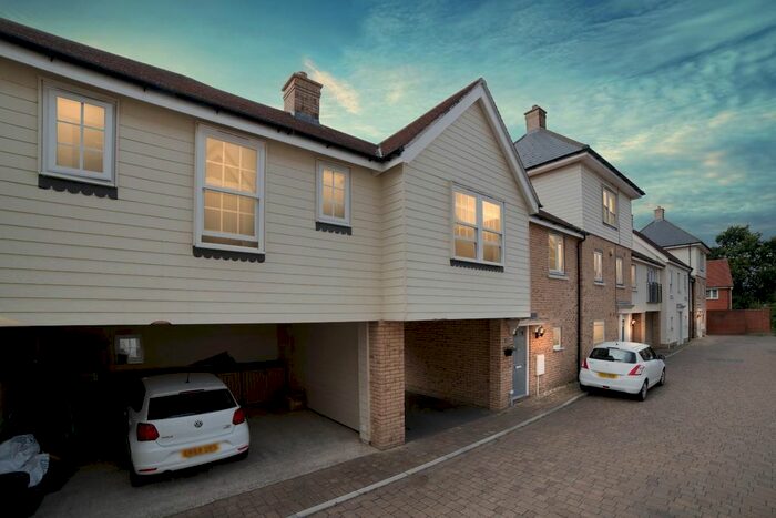 2 Bedroom Detached House To Rent In Meander Mews, Colchester CO1