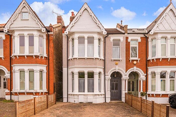 4 Bedroom Semi-Detached House For Sale In Montague Road, Ealing, London, W13